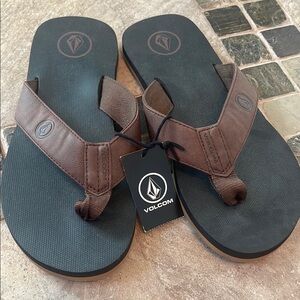 Volcom Men's Brown Flip Flops